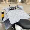 Capa de Para-brisa Neutra Média-Espessa para Veículo Elétrico para Todas as Estações, Proteção Solar de Verão e Quebra-sol Fino Impermeável para Veículos Elétricos e Motocicletas na Primavera e Outono