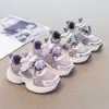 Zapatos de papá para niños 2026 estilo nuevo malla transpirable personaje de dibujos animados suela gruesa antideslizante zapatos deportivos y casuales para niños