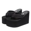 (Especialmente para Pedidos Grandes) Chanclas de 8 cm con Pala de Tela y Suela Antideslizante de TPR para Vacaciones de Verano en la Playa, Sandalias para Mujer