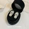 Pendientes de Encaje Estilo Retro Francés con Diamantes Brillantes y Perlas, Lujo Ligero y Sensación de Alta Gama, Diseño Elegante y de Moda, Pendientes Exquisitos