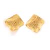 Pendientes cuadrados con pliegues irregulares estilo europeo y americano, diseño retro de forma especial, pendientes geométricos chapados en acero de titanio y oro real de 18 quilates.