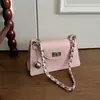 Bolsa transversal pequena e simples transfronteiriça, bolsa de ombro única com fivela de corrente de nicho, para ir ao trabalho, casual, estilosa, versátil, bolsa de axila