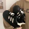 Zapatos Blancos Lindos para Niños con Punta de Concha, Mocasines Originales con Dedos Grandes, Estilo Verano 2025, Tenis Casuales Versátiles de Suela Gruesa