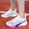 Zapatillas deportivas de correr ultra ligeras de suela blanda, directo de fábrica para hombres y mujeres, zapatillas deportivas casuales transpirables, zapatillas ligeras para correr para estudiantes, zapatillas de viaje de moda