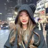 Nuevo Sombrero de Invierno y Otoño Lindo Oso Ciclismo Exterior Cálido Protección para Orejas Cordones en la Punta Moda Cálida Sombrero de Punto