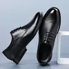 Sandálias Masculinas de Couro Bovino de Primeira Camada, Novos Sapatos de Couro Formais de Negócios Estilo Verão, Sapatos Masculinos Estilo Coreano de Couro Genuíno Bico Fino Estilo Britânico Respiráveis Tendência