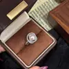 Anillos de Perlas Europeos y Americanos de Alta Gama, Collares para Mujer, Pendientes, Cadenas para Clavícula de Diseño Nicho, Conjuntos de Joyería Elegantes y Versátiles