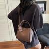Bolsa de Mão Feminina 2025 Nova Primavera e Verão Bolsa Saco de Nicho Bolsa de Ombro Transversal para o Trabalho Moda Bolsa Popular