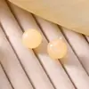 Porta Pendientes de Cerámica Biológica Color Caramelo Dopamina Resina Gradiente Pendientes de Perlas Redondas Colores Dulces Contrastantes Medio Círculo Pendiente para Cuidado del Agujero de la Oreja