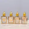 Botella dispensadora de perfume de 15 ml con bola rodante Botella de vidrio de alta gama para aceites esenciales Botella de bola portátil Grabado Galvanizado Botella de perfume con estampado en caliente