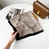 Lenços de Seda Atacado em Estoque para Outono, Lenços Quadrados Paisley, Lenços de Seda Vintage de Alta Moda, Lenços de Proteção para o Pescoço e Lenços