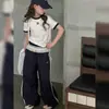 Conjunto de Primavera y Verano para Niñas 2026 Nuevo Conjunto Deportivo Infantil para Niños Mayores, Conjunto de Dos Piezas de Manga Corta de Moda Tendencia Infantil