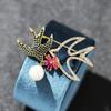 Broche de sol e nuvem com zircônia microincrustada de alta qualidade, preto e branco, com duas andorinhas, temperamento, banhado a ouro, pérola sintética, alfinetes de animais para homens e mulheres