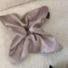 Estilo Coreano Suave Elástico para Intestino Grosso Atacado Flor Grande de Cetim para Cabeça Elástico Elegante para Rabo de Cavalo Baixo para Mulheres Acessórios de Cabelo Estilos Mistos