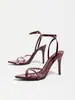 Zapatos de tacón alto de punta personalizados para mujer, mules de PVC con correa única totalmente incrustados de pedrería, elegantes y versátiles, para primavera, verano, discoteca, fiesta