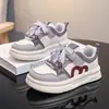 Tenis Bajos para Niña 2026 Primavera Nuevos Estilo Coreano Zapatos de Princesa de Dibujos Animados Suela Suave Zapatos Deportivos para Niños de Edad Media y Mayores