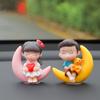Enfeites de Painel de Carro Casal de Carros Desenho Animado Fofo Casal Bolo Criativo Decoração de Mesa de Escritório