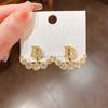 Aretes de Diamantes con Letra de Personalidad Aguja de Plata Corea del Sur Dongdaemun Aretes de Perlas Celebridad de Internet Moda Circonita Aretes de Mariposa para Mujer