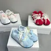Zapatos Transpirables de Entrenamiento Moral Populares Tulipán Zapatos de Mujer 2025 Primavera y Verano Nuevos Ins Color Dopamina Zapatos Casuales para Mujer