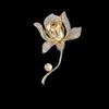 Broche de magnolia elegante europeo y americano de alta gama para mujer, con temperamento de lujo, ramillete de cristal, diseño de nicho, accesorios con sentido del pasador.