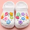 Nuevos Zuecos Mini Flor Lindos Hebilla Flor Zapatos Flor Hebilla Zapatos Casuales Accesorios Personalizados Bolso de Playa Hebilla Decorativa