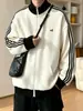 2026 cárdigan de marca de moda chaqueta con cremallera estilo americano sudadera deportiva color block textura a rayas para hombre otoño