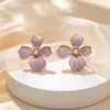 Pendientes Retro de Goteo de Aceite de Flor de Cuatro Hojas para Mujer, Elegantes, Sencillos, Versátiles, Modernos y Populares