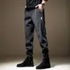 Pantalones Casuales de Pana Nuevos Otoño e Invierno para Hombre, Holgados, con Puño Elástico, Peso Pesado, Pana Negra, Pantalones Deportivos de Chándal
