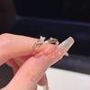 Anillo de estrella de circonita flash japonés y coreano para mujer, lujo ligero, moda, temperamento, cuatro estrellas de toldo, apertura ajustable, anillo para el día a día, otoño e invierno, tendencia