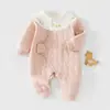 Mameluco para bebé, estilo otoño e invierno, Clase A, para niñas pequeñas, acolchado, de tres capas, cálido, protector de barriga, con capa de aire, estilo mariposa