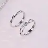Diseño de Estilo Simple Amante Dulce Anillo Mobius Geométrico Tridimensional Abierto Tejido Hueco Anillo de Pareja