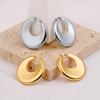 Pendientes huecos de acero de titanio con viento frío para mujer, oro de 18 quilates, red lisa geométrica roja con pendientes de aro de acero inoxidable