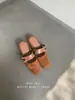 Mules de Gamuza Moda Estilo Retro Punta Cerrada sin Cierre para Mujer, con Hebilla, Aumento Oculto de Altura, Zapatos Mary Jane Antideslizantes, Modernos