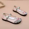 Zapatos de Malla Transpirables de Verano sin Cordones Bordados para Mujer Suela Suave Zapatos Planos para Madres de Mediana Edad y Mayores Zapatos de Tela Old Beijing