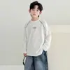 Nueva Camiseta de Manga Larga de Primavera para Niños, Ropa Infantil para Niños Mayores, Top con Estampado de Letras para Niños, Estilo Holgado y Moderno, Disponible al por Mayor