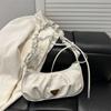 Bolso de Lazo Plisado para Mujer 2025 Nuevo Bolso Cruzado Diseño Nicho Estilo Occidental de Alta Gama Bolso Sobaco Trendy
