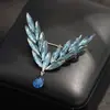 Broche Exquisito de Cristal con Alas de Ángel para Mujer, Diseño Único, Pin de Solapa para Traje de Nicho, Accesorio Versátil de Regalo
