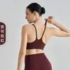 Top de tirantes finos para fitness y yoga con almohadillas en el pecho integradas, sujetador deportivo de copa fija