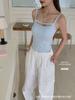 Look Emagrecedor de Garota Sexy Recorte Suspensório Design Costas Lindas Colete Sem Costas com Bojos Roupa Externa Alça Fina de Ombro Top