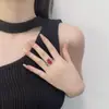 Anillo de Diamante de Alto Carbono de Lujo Ligero Europeo y Americano, Anillo de Diamante de Plaza Roja de Moda y de Gama Alta, Joyería de Lujo Ligero para Celebridades, Envío Directo