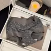 Pantaletas de Triángulo para Mujer Estilo Coreano Serie Floral Gris Ins Sin Costuras Ajustadas a la Cadera Transpirables y Amigables con la Piel con Refuerzo de Algodón Puro