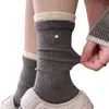 Meias de Cashmere Outono e Inverno para Mulheres, Meias de Cano Médio, Estilo Coreano, Costura Dupla Canelada, Cores Contrastantes, Femininas, Estilo INS, Bordado de Laço de Pérola, Folgadas