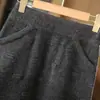 Falda de Lana 100% con Patrón de Burbujas en Relieve Tridimensional para Mujer Elástica de Cintura Alta Doble Bolsillo Punto Recto Bodycon Corta