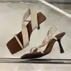 Sandálias de Salto Alto Chuyuji Femininas com Salto Fino e Bico Quadrado, Versáteis 2026 Novo Estilo Coreano Chinelos Elegantes e Sofisticados