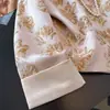 Calidad garantizada, abrigo jacquard estilo chino nuevo de seda para mamá que reduce la edad, elegante nueva ropa exterior retro modificada de talla grande