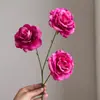 Ornamentos para Quarto de Casamento Flores de Simulação Vermelho Festivo Arranjo de Casamento Avançado Arranjo Floral de Casamento Balde de Abraço Flores Artificiais Floricultura de Simulação