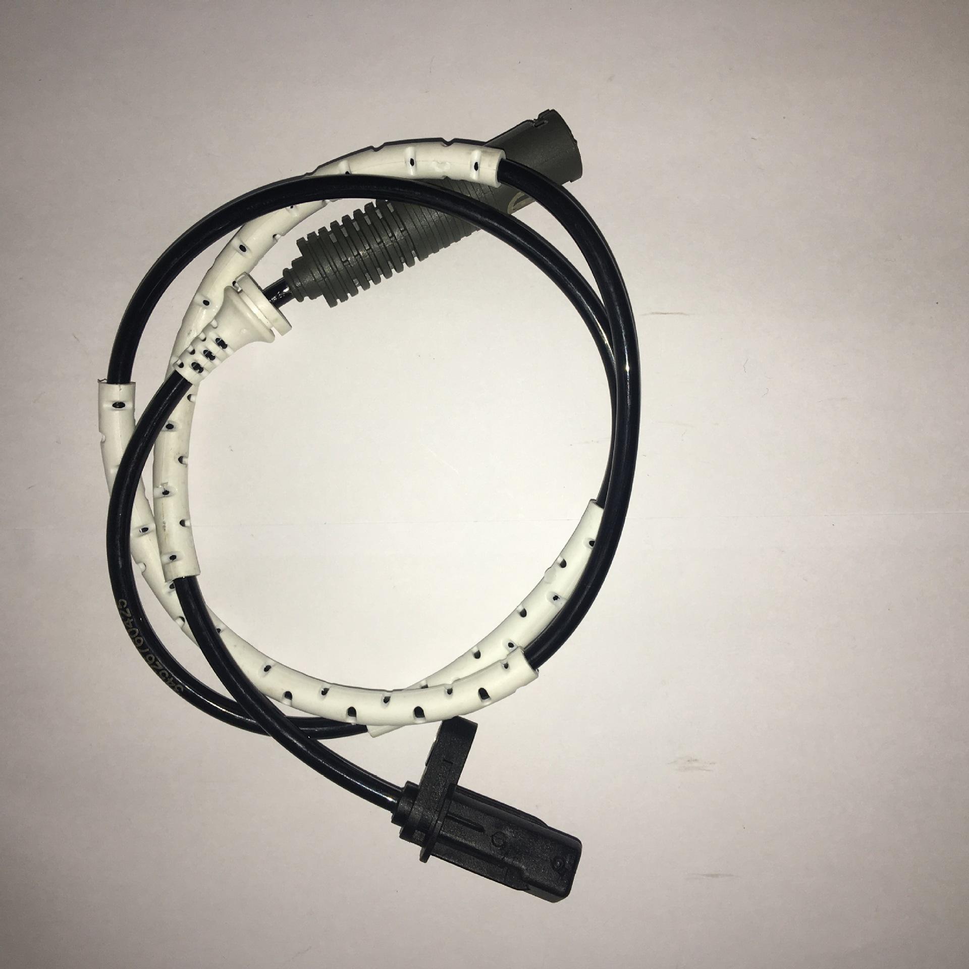 9357015014_577456674