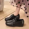 Zapatos planos Mary Jane de estilo británico retro, de doble botonadura, con punta cuadrada tallada, para primavera y otoño de 2026, con tacón oculto, zapatos versátiles para mujer