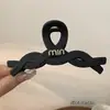 Pinza Geométrica Simple para el Cabello, Pinza de Moda para la Parte Trasera de la Cabeza, Pinza Femenina de Color Café, Accesorio para el Cabello de Pinza de Tiburón de Alta Gama y Exquisito