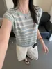 Camiseta de Punto de Seda de Hielo Rayada Estilo Coreano con Cuello Redondo y Manga Corta para Mujer, Diseño Delgado de Verano con Top Corto Único y Hermoso
